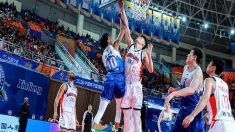 激情对决！阿德莱德联迎战墨尔本胜利，胜利之光谁将闪耀？墨尔本胜利历史交锋优势明显！